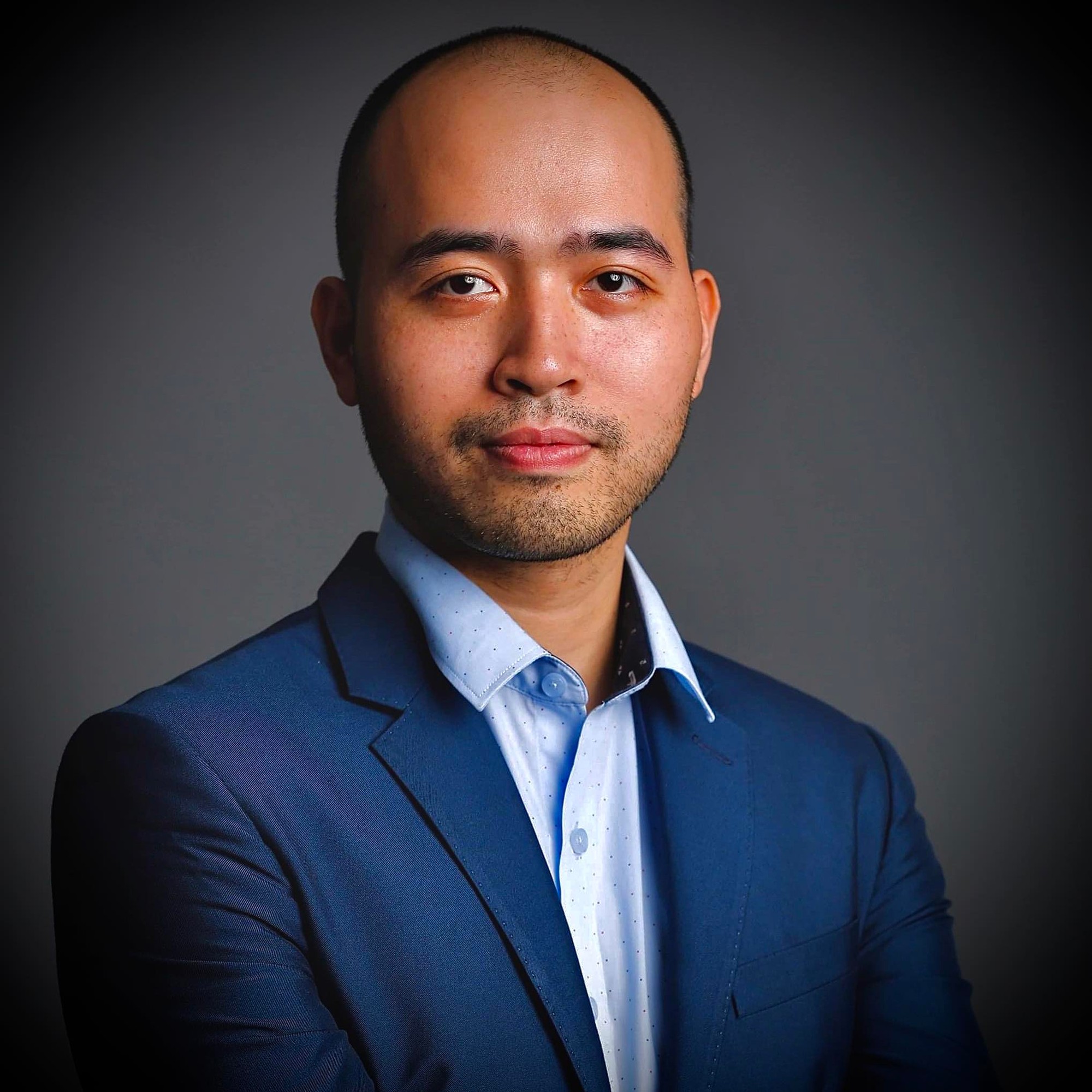 Coach Nguyễn Thành Luân
